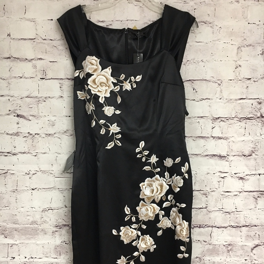 White House Black Market NEW